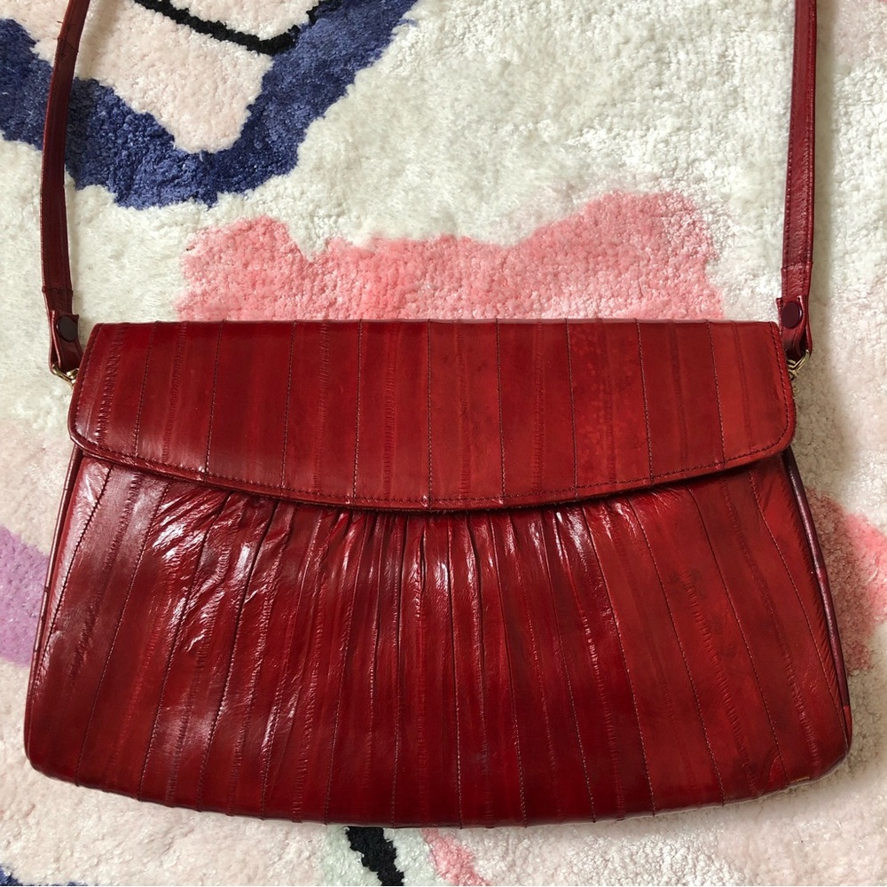 Red genuine eel skin shoulder bag purse